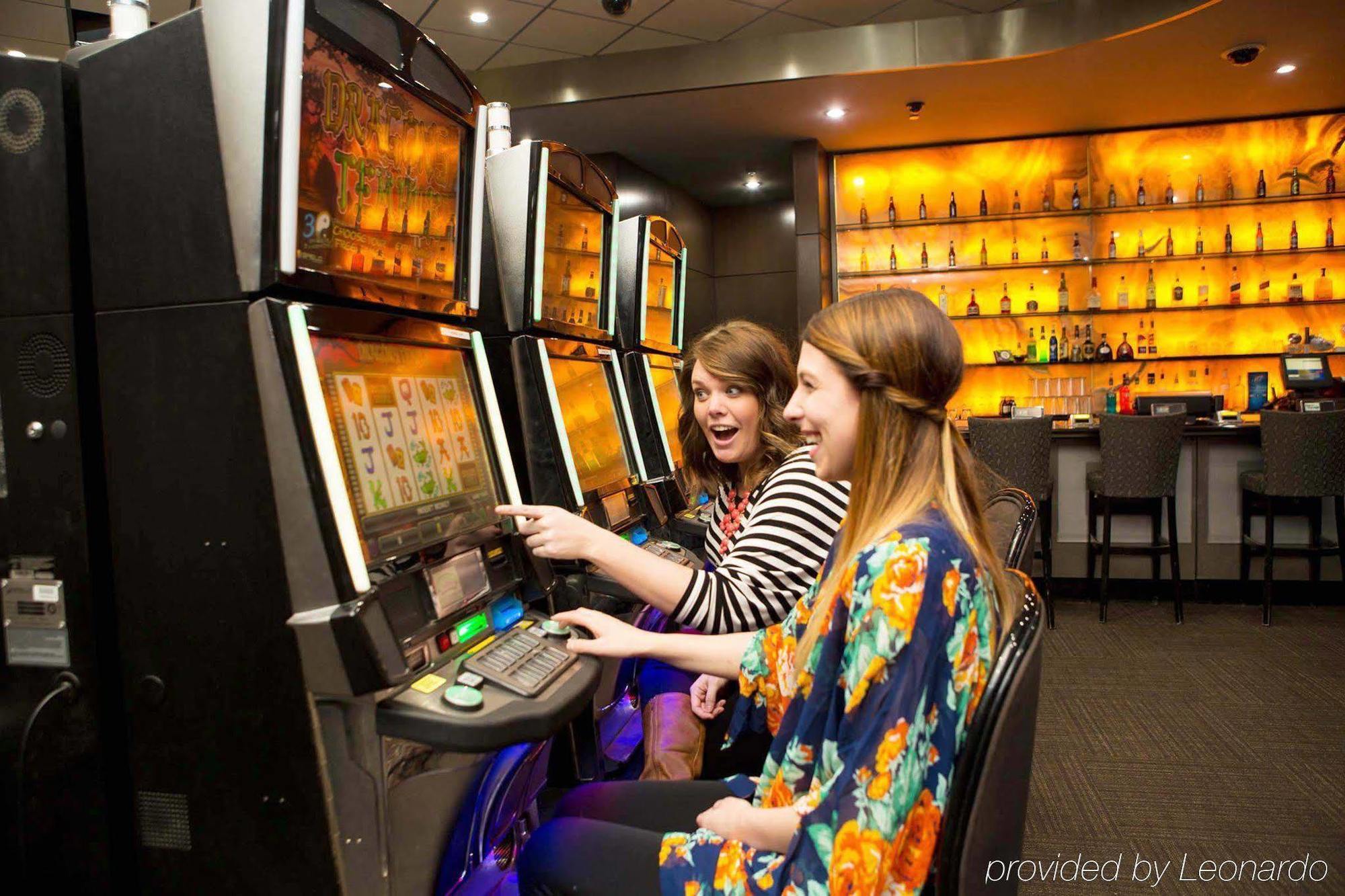 Fun City Resort Hotel Берлингтон Экстерьер фото